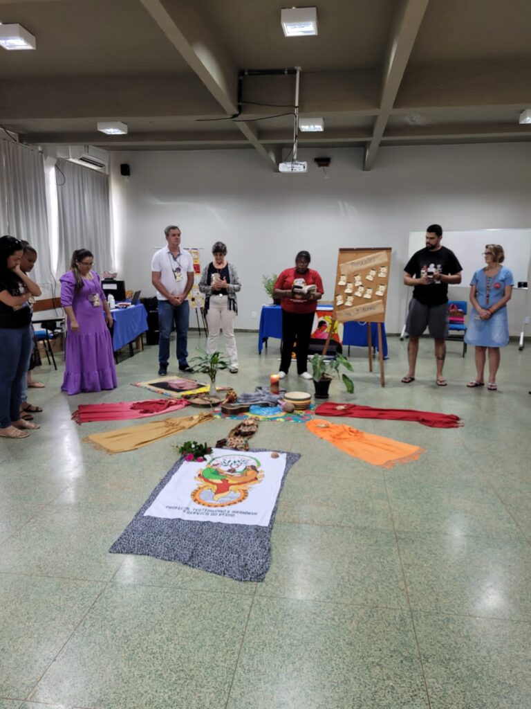 Cristãos Leigos e Leigas falam sobre a participação no Curso do CEFEP de Política para Cristãos.